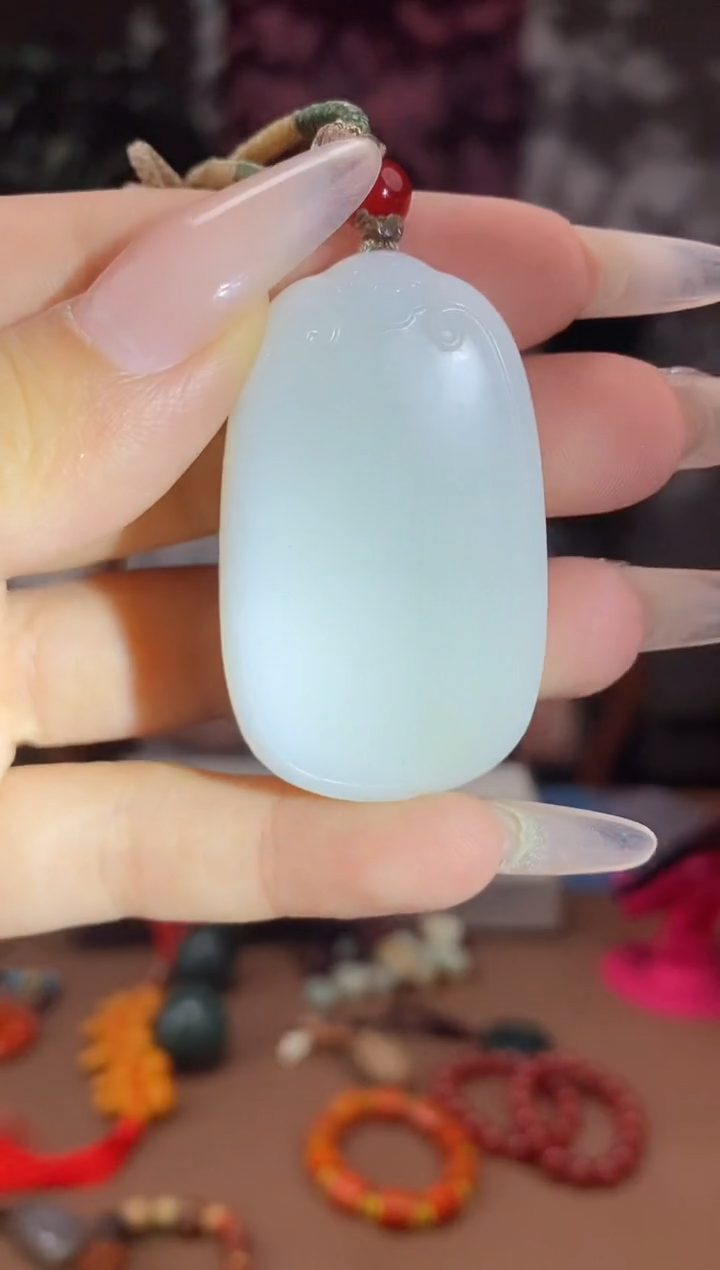 和田玉未镶嵌颈饰A028