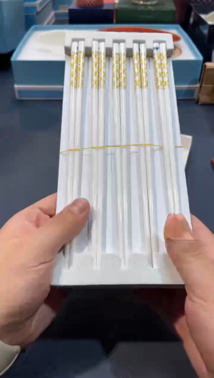 【闪购商品】碗K714全场正品，京东包邮