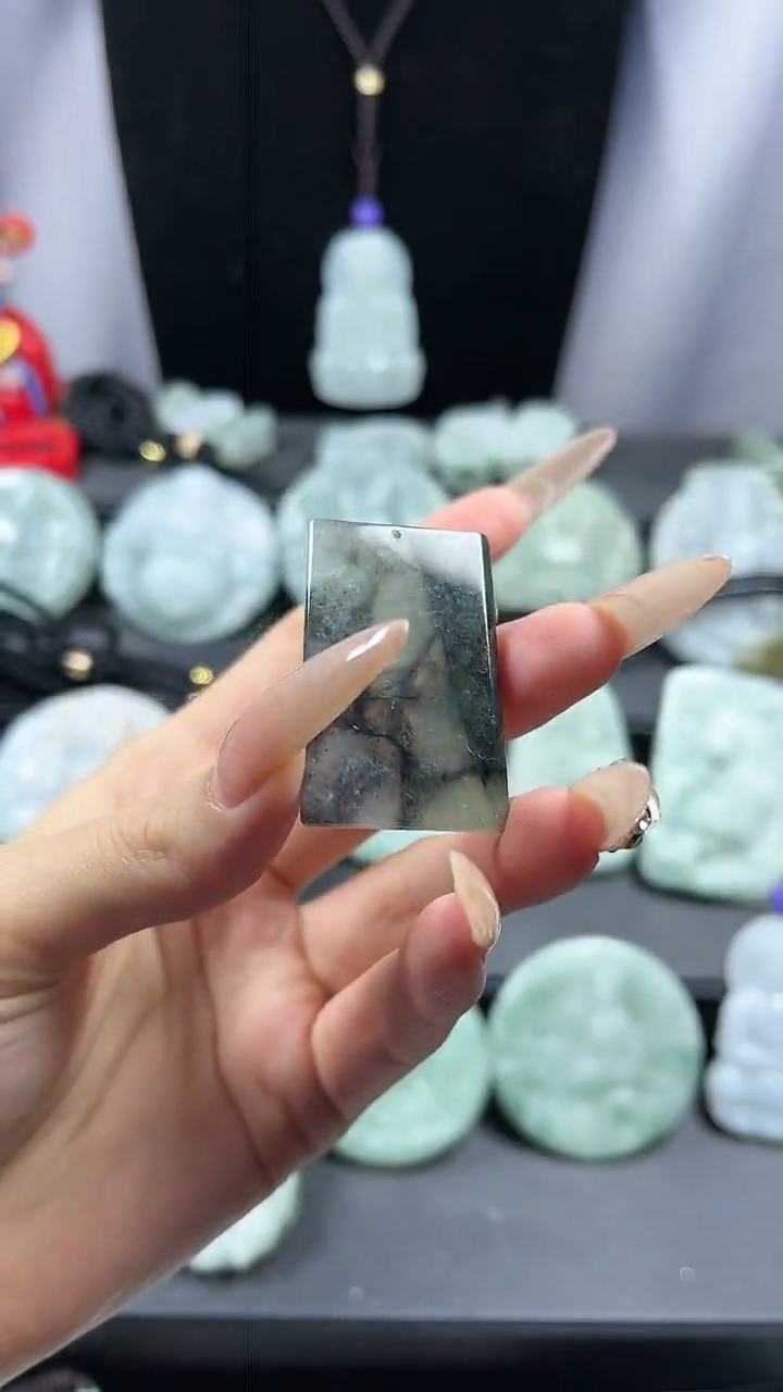 【闪购商品】翡翠颈饰未镶嵌无事牌