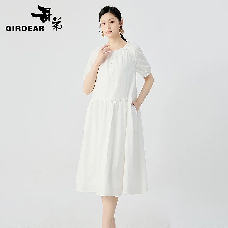 哥弟  夏季新款女装简约田园风圆领提花菱形格泡泡袖连衣裙150043