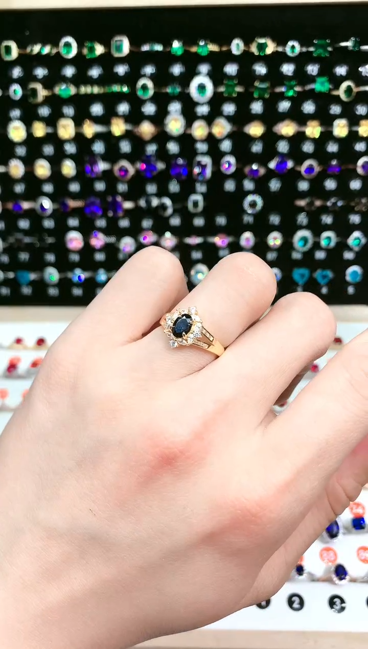 蓝宝石戒指银S925镶嵌......