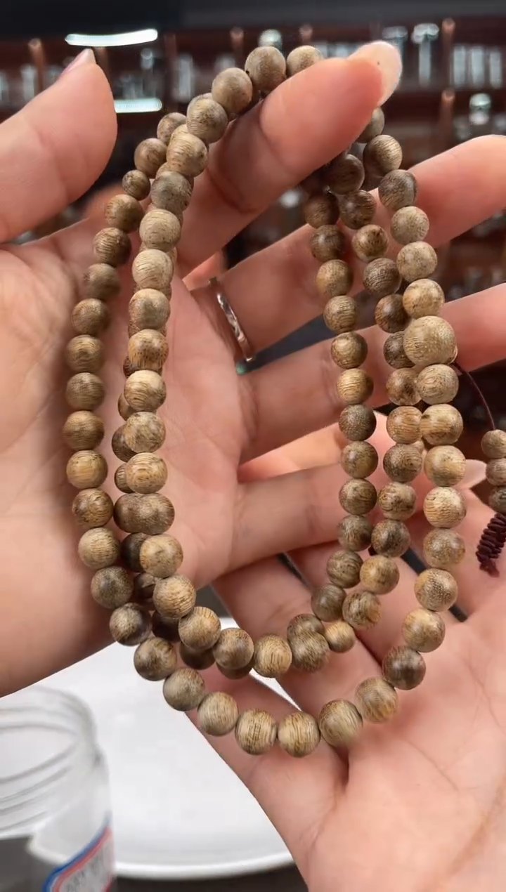【闪购商品】沉香手串94号海南鸡母虫多样性发一条