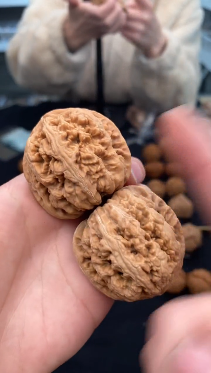 【闪购商品】文玩核桃把件肉球筋43-t847