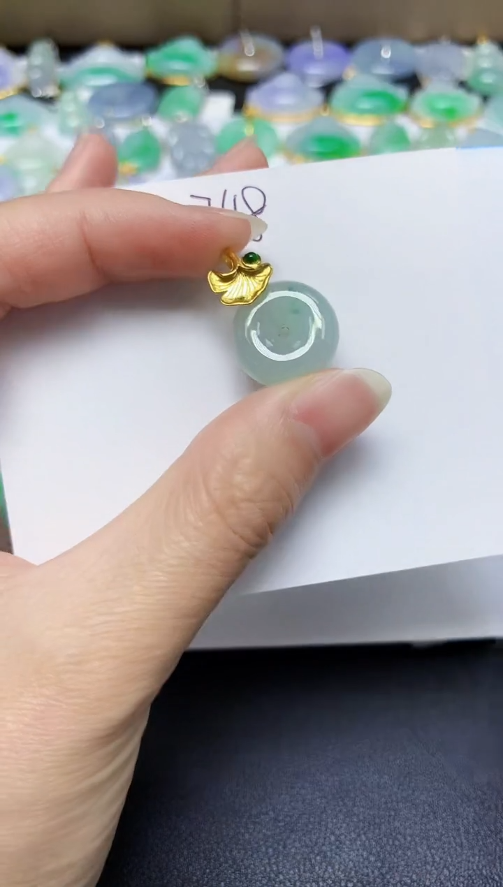 翡翠未镶嵌颈饰 天然缅甸翡翠A货