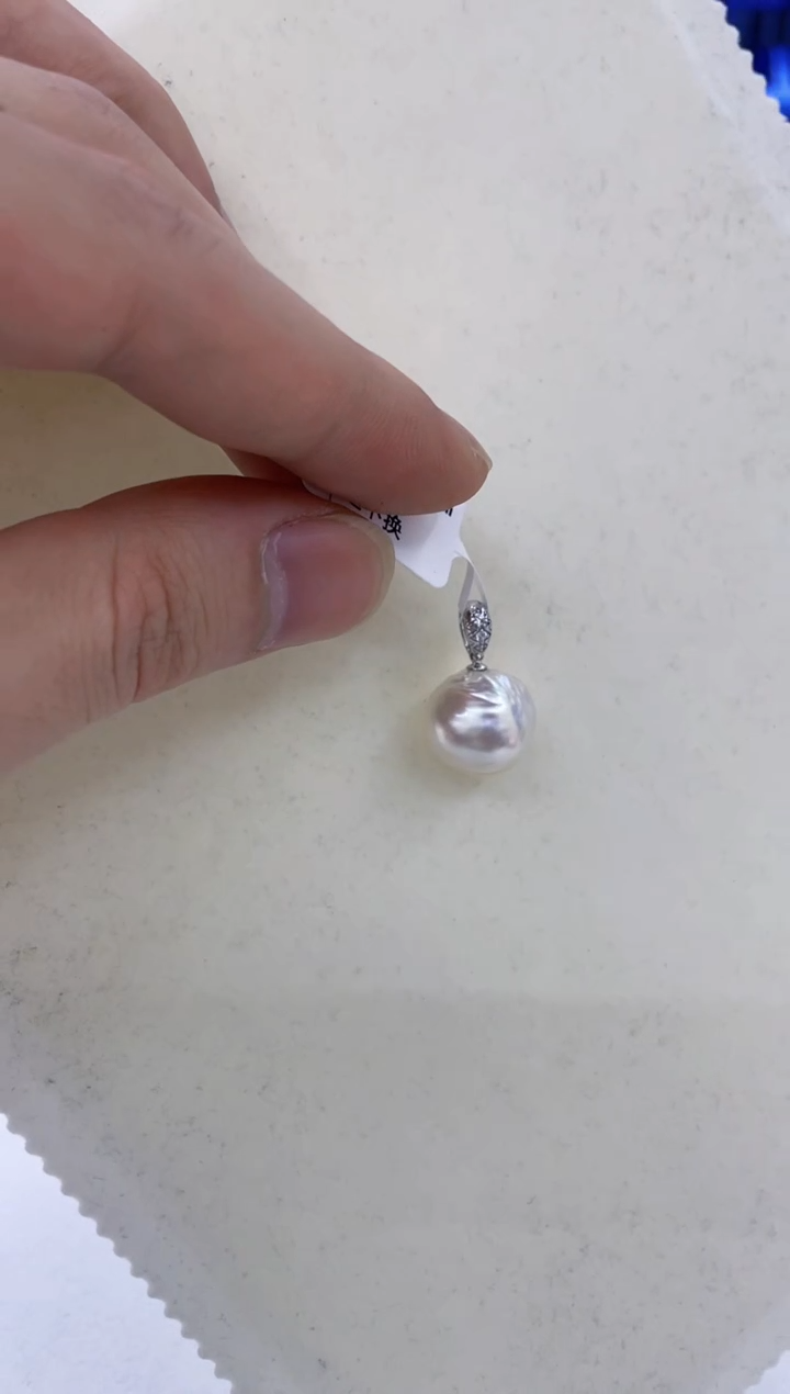 颈饰14K金镶嵌海水珍珠  