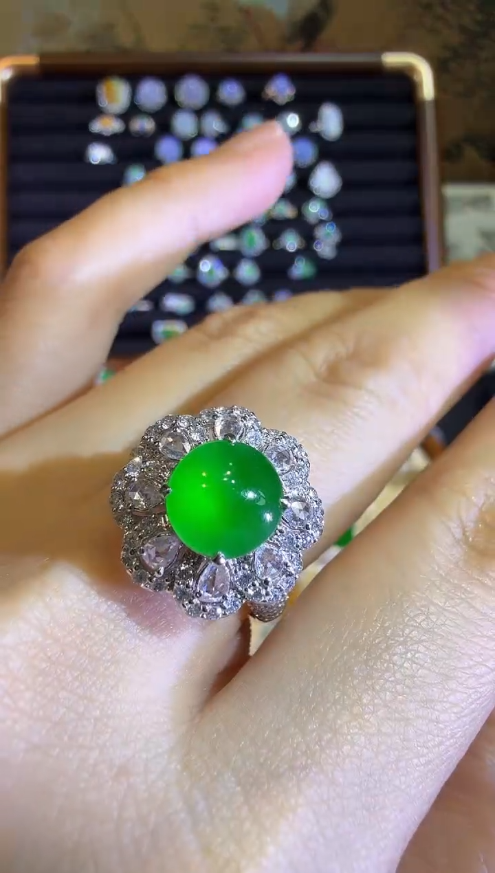 【闪购商品】翡翠戒指未镶嵌龙石种蛋面戒指