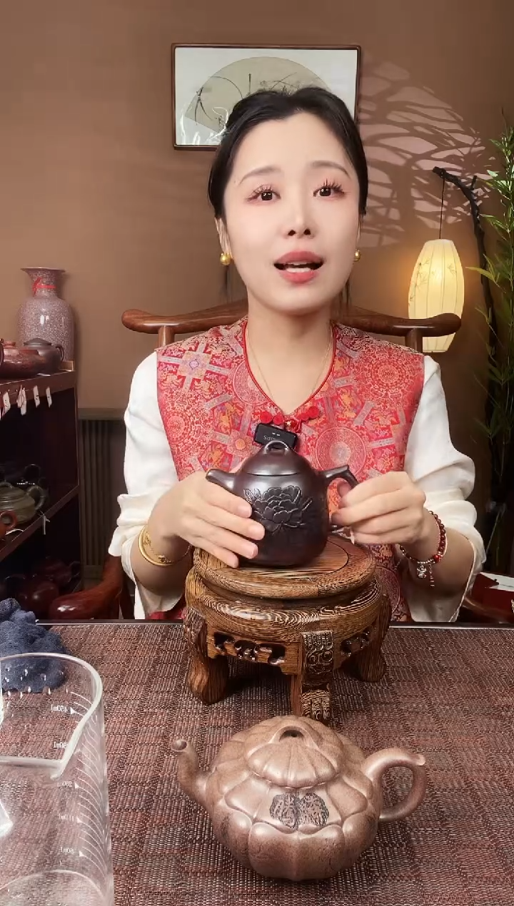 【闪购商品】紫砂茶壶YSZS111深井紫罗兰牡丹秦权