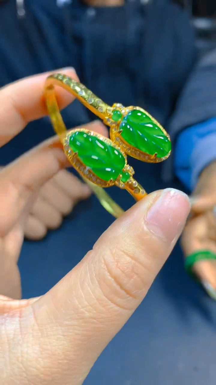 【闪购商品】翡翠手镯未镶嵌0095537371多样性发一