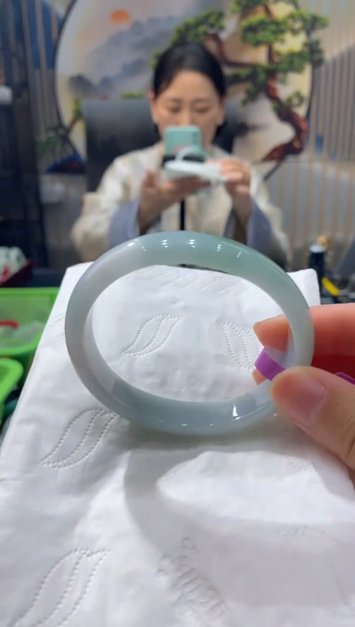 【闪购商品】翡翠手镯未镶嵌00003858