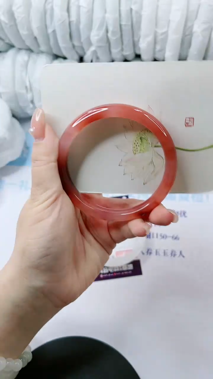 【闪购商品】石英质玉手镯未镶嵌多样性发货64L72