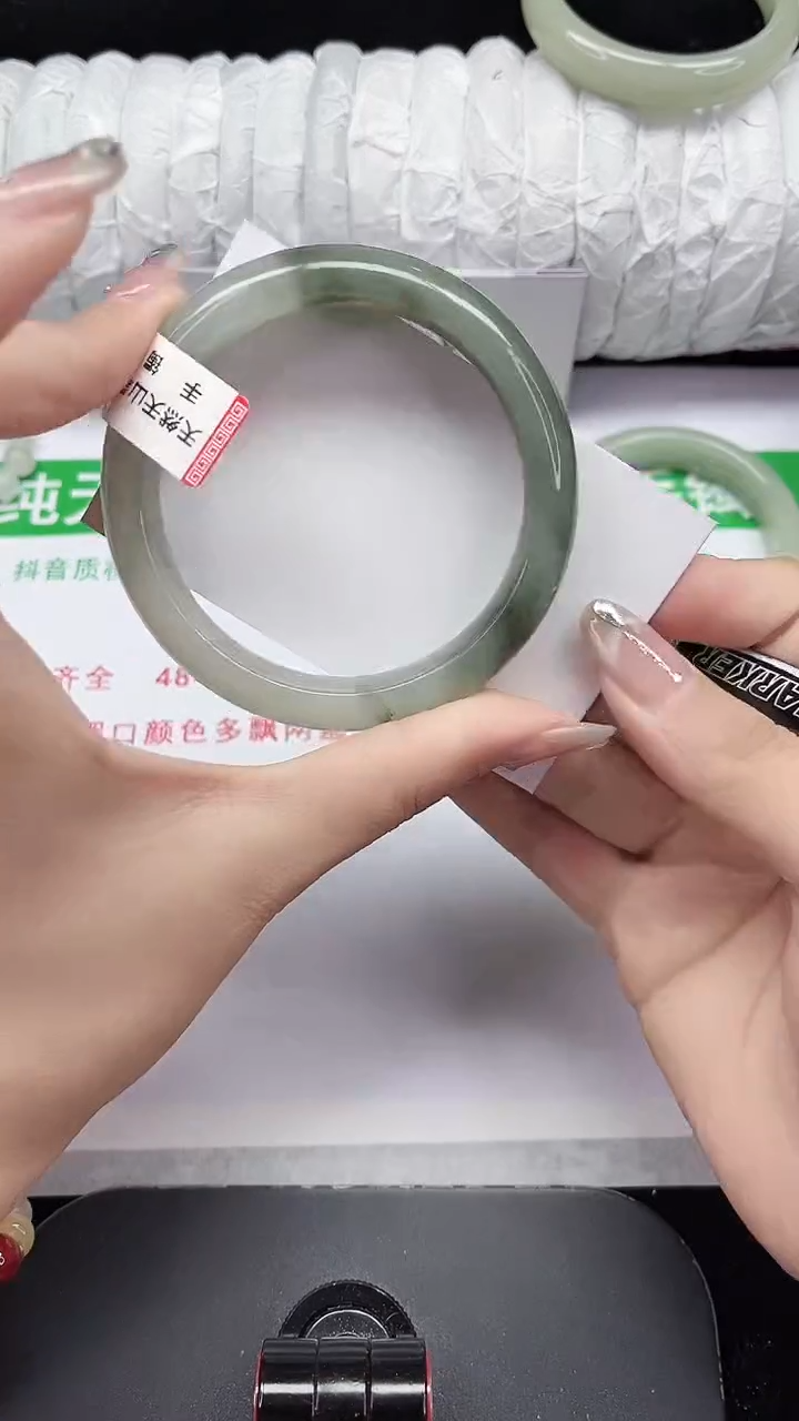 未镶嵌手镯石英质玉193-57/58