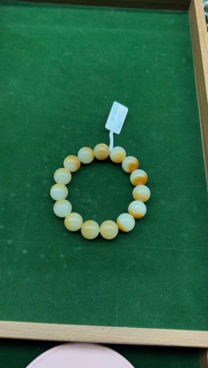 未镶嵌手串和田玉若羌微色差卡卡14LPQ