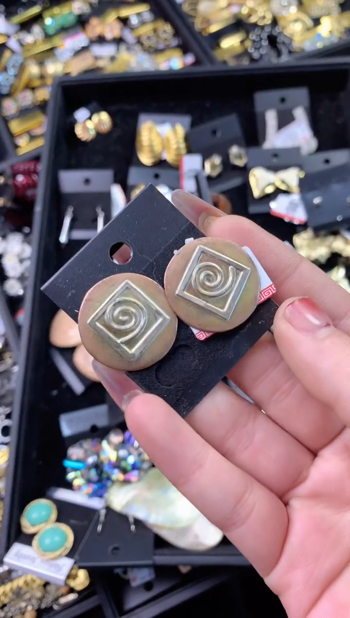 【闪购商品】瓷片楚楚中古珠宝甄选不退换