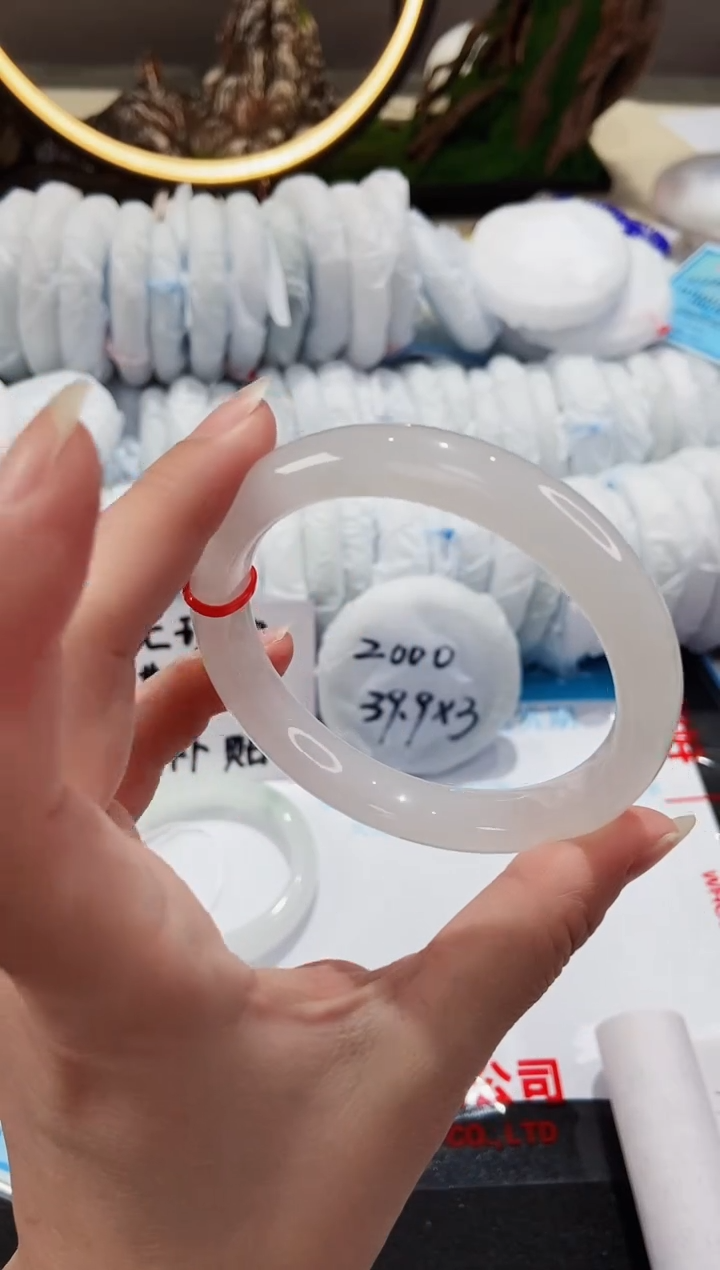 【闪购商品】石英质玉手镯未镶嵌34-60