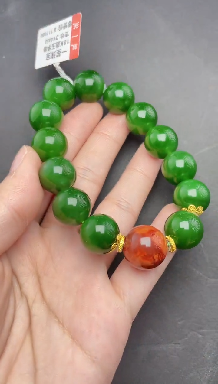 【闪购商品】和田玉手串18K金镶嵌收藏级辣绿手串