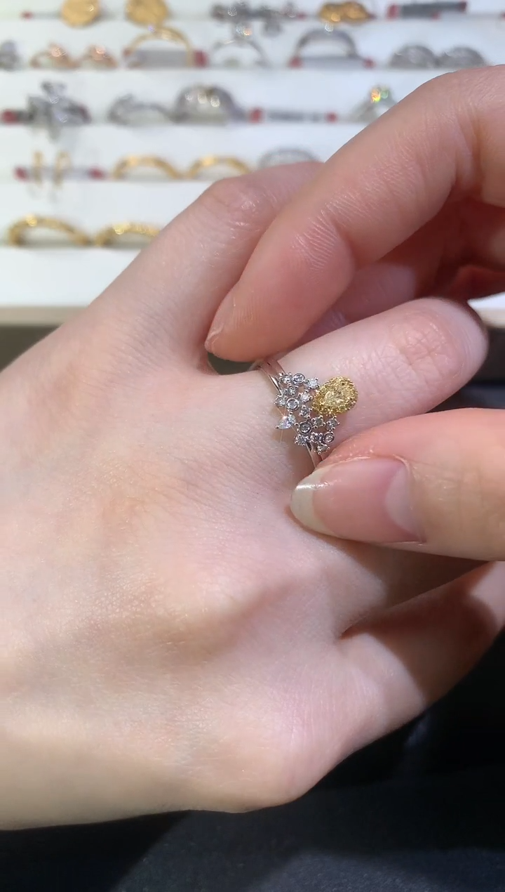 【闪购商品】钻石戒指18K金镶嵌Z355|1880