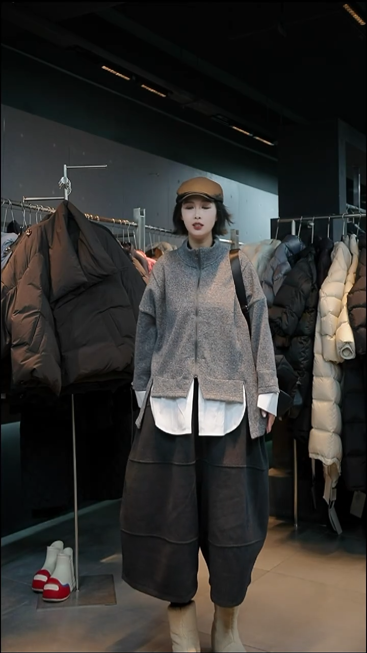 灰色上衣灰色上衣