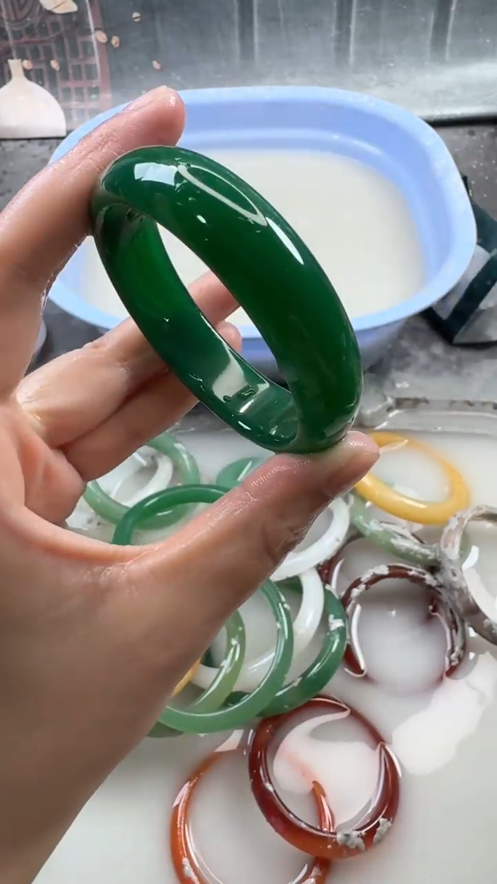 【闪购商品】玛瑙/玉髓手镯未镶嵌106