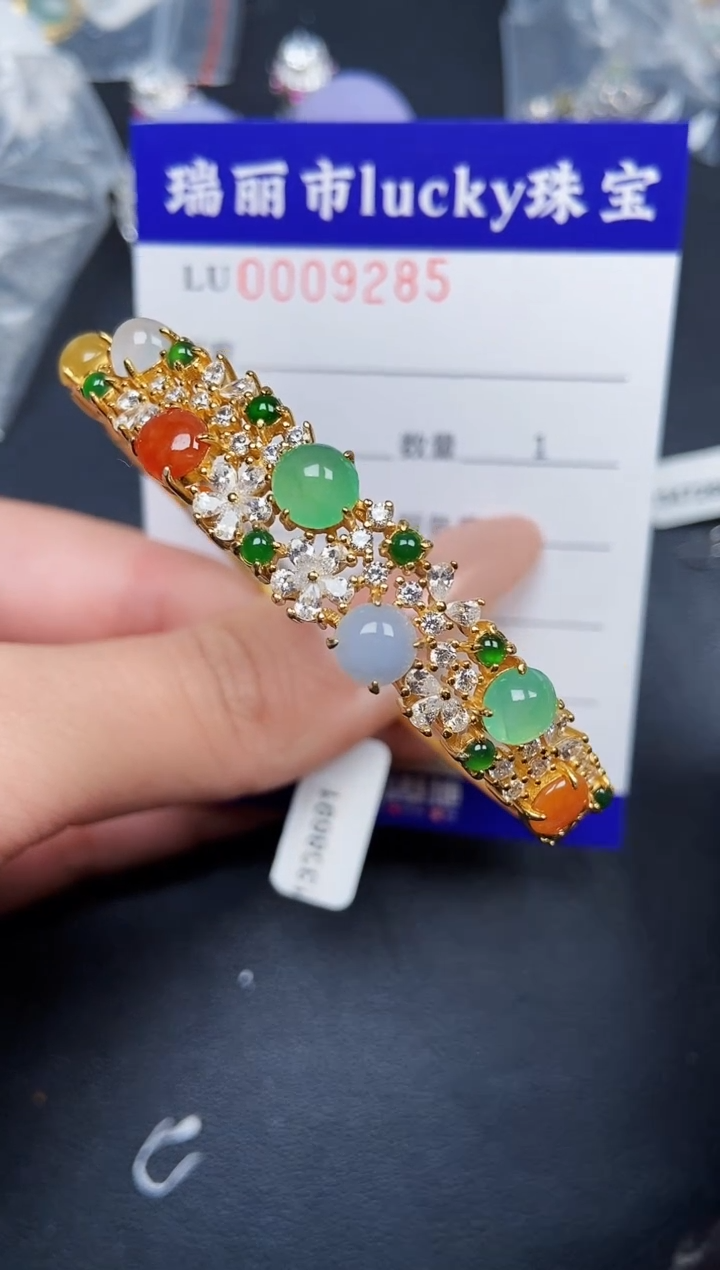 【闪购商品】翡翠颈饰银S925镶嵌9285