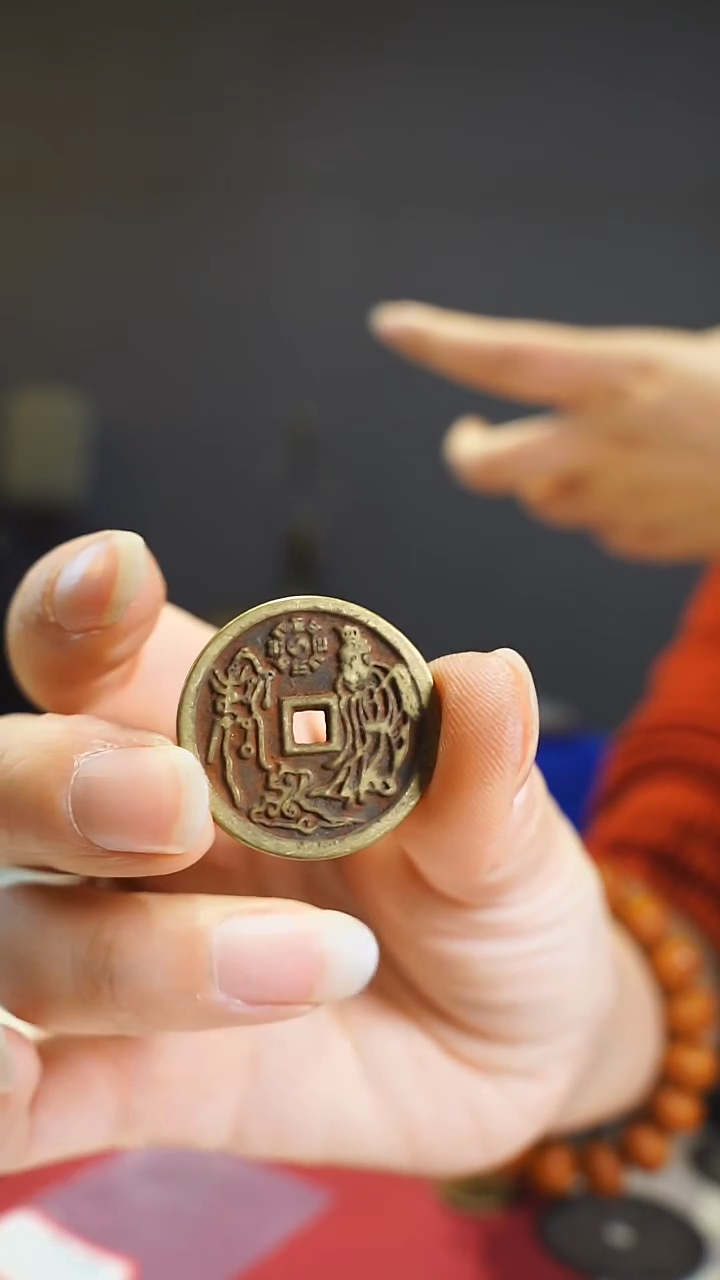 【闪购商品】金属老老君拂尘踏祥云/0117