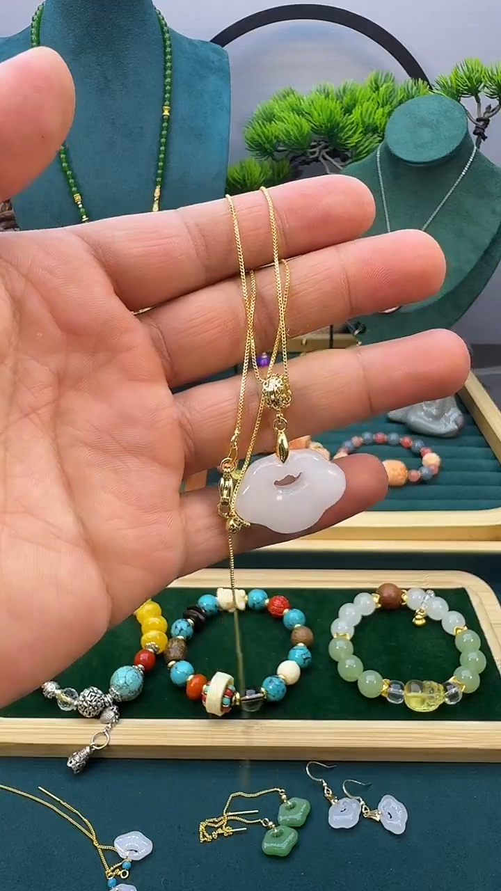 和田玉14K金镶嵌颈饰D03