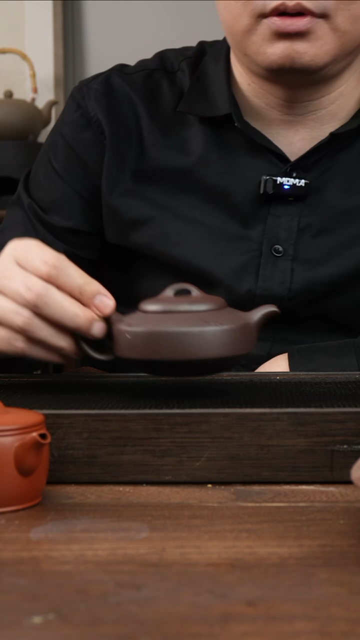 茶杯紫砂星***月紫泥扁石      260CC   