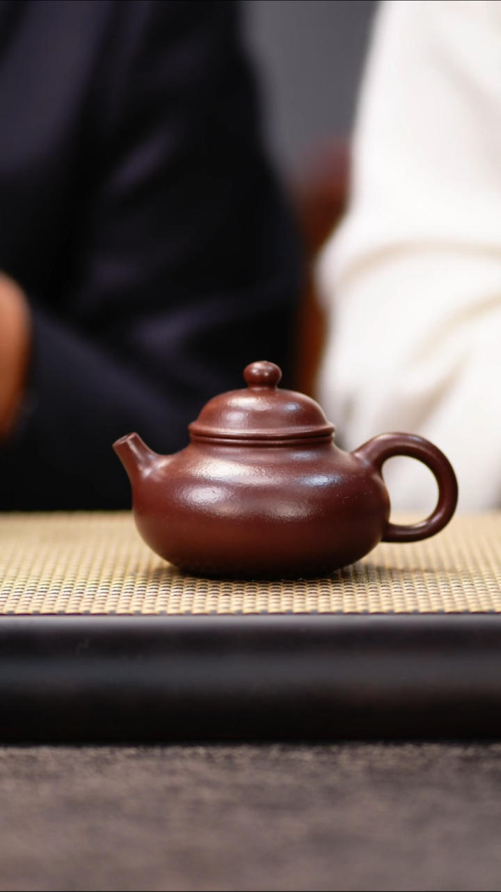 YHY94石红容天壶