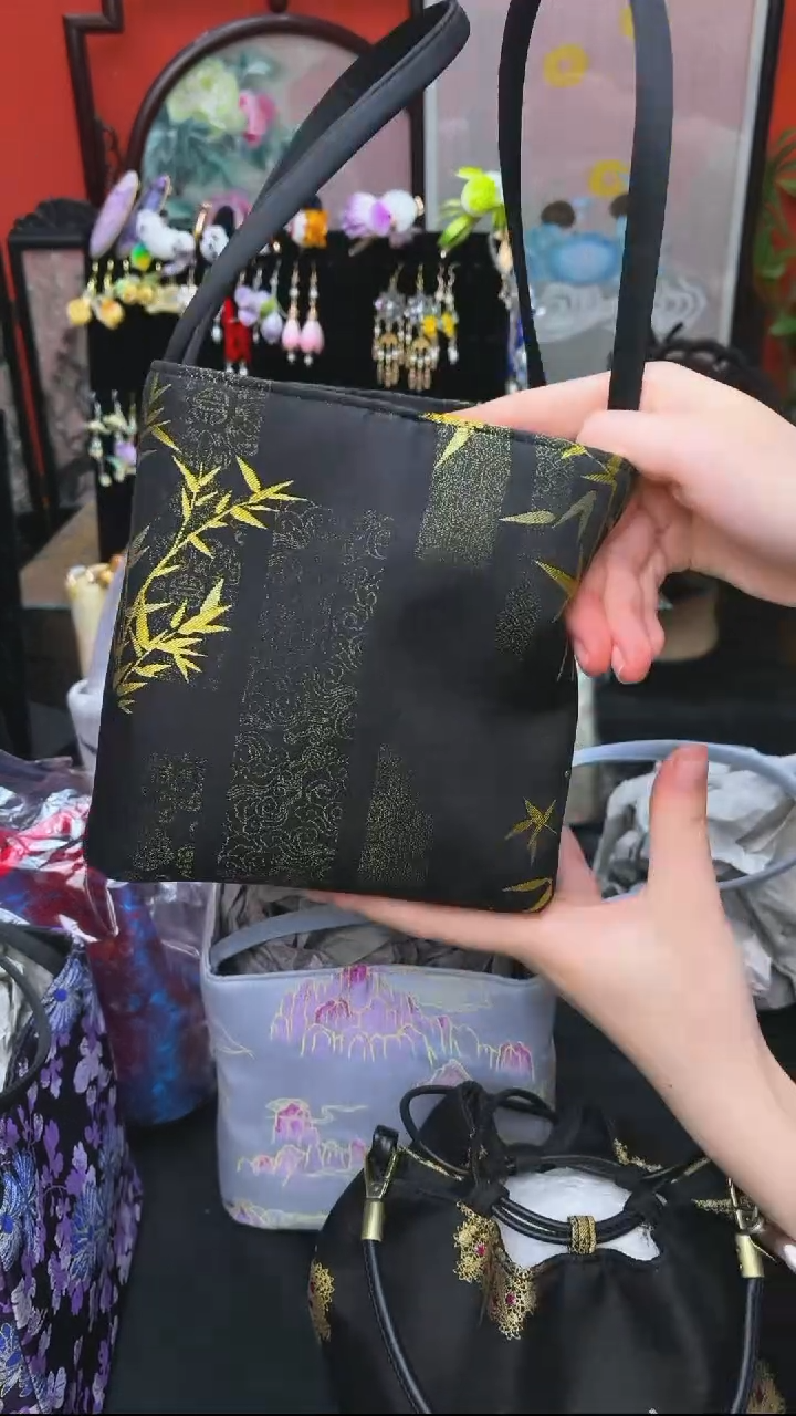 刺绣✨****✨非遗手工绒花饰品