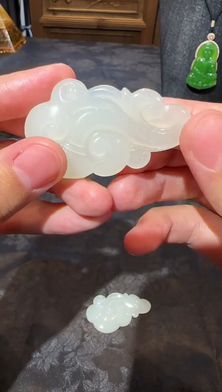 【闪购商品】和田玉吊坠未镶嵌1