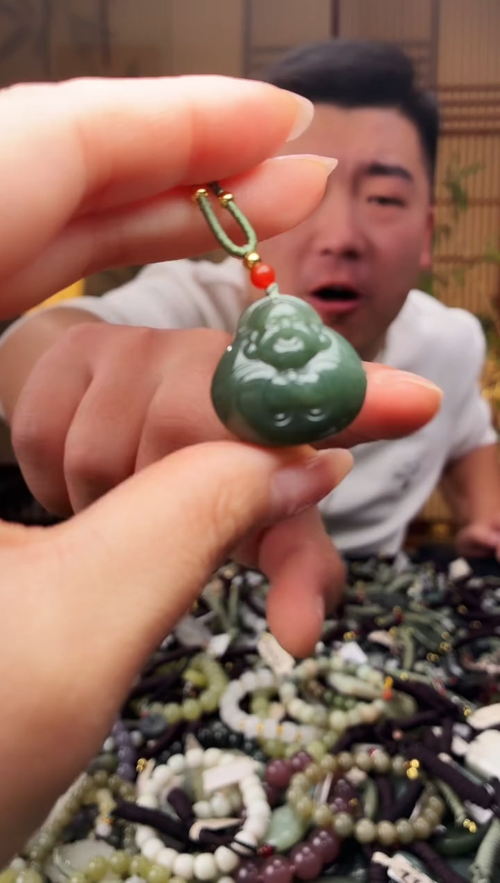 颈饰未镶嵌和田玉多样性发货，拍一发一