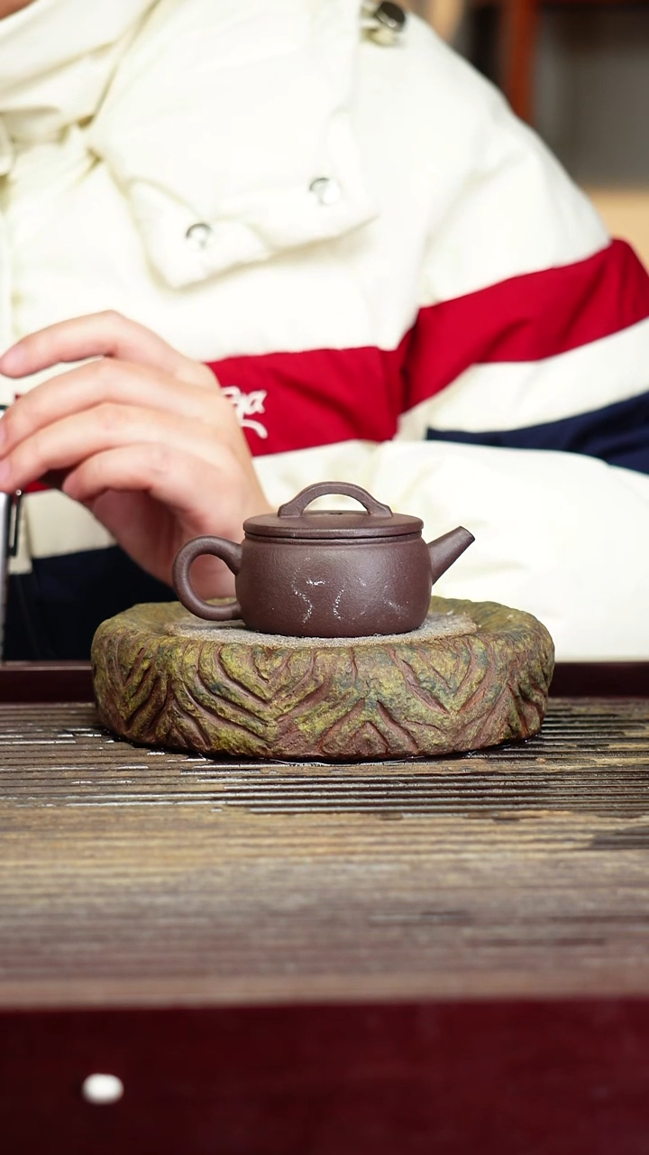 宜兴原矿紫砂壶茶壶宜兴原矿紫砂壶茶壶50C