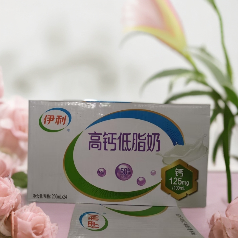 【8月】伊利 高钙低脂牛奶 250mL*24盒
