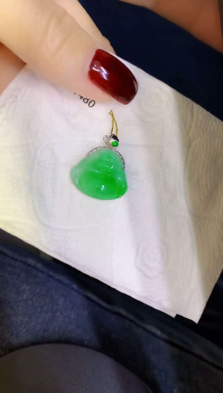 颈饰18K金镶嵌翡翠缅甸天然翡翠A货