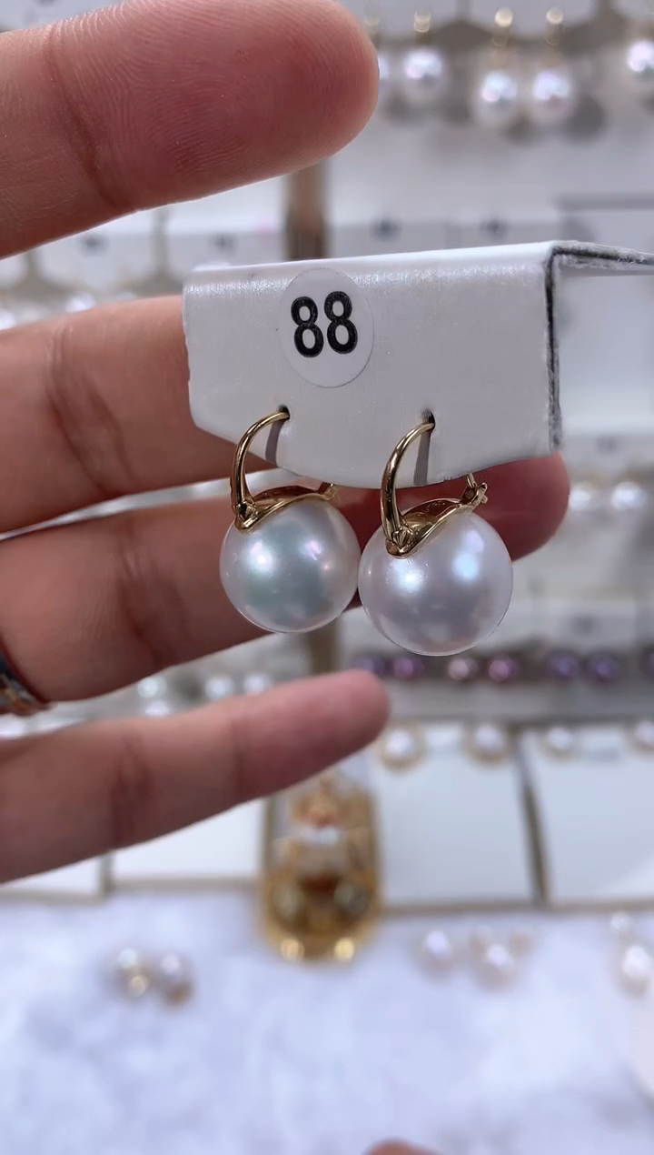 【闪购商品】淡水珍珠耳饰18K金镶嵌1