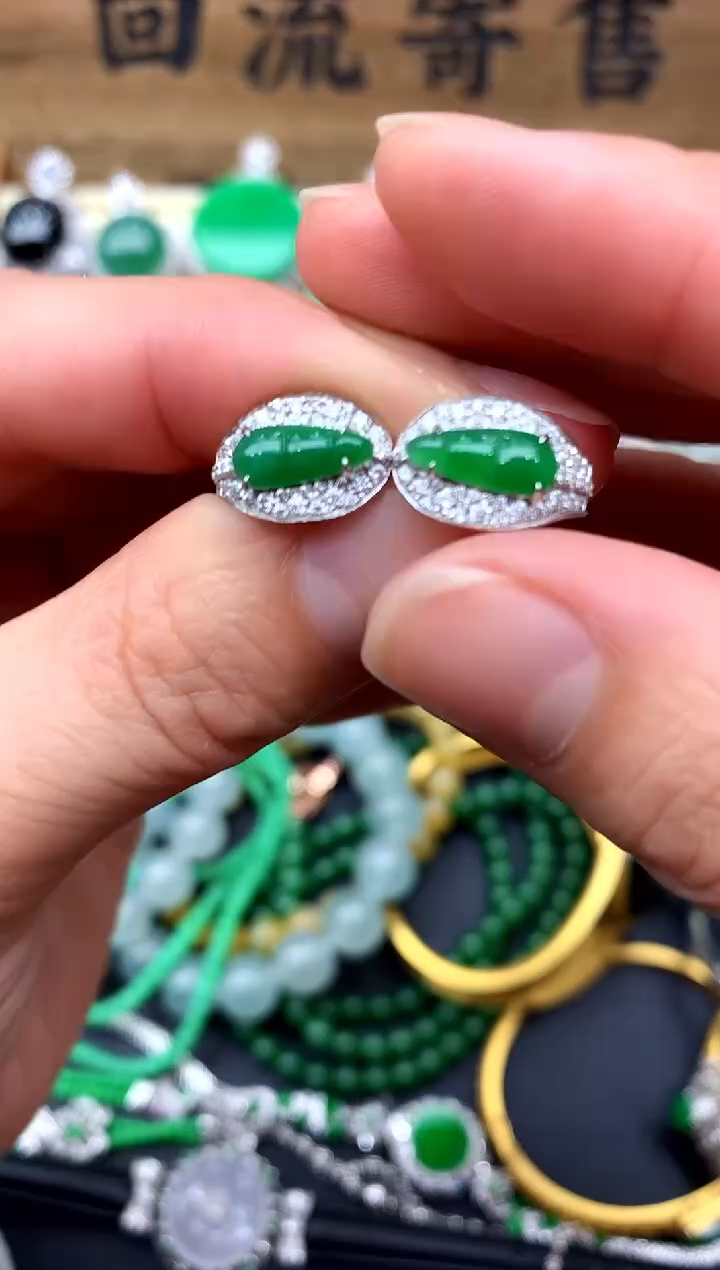 【闪购商品】翡翠耳饰18K金镶嵌327-中国好珍宝