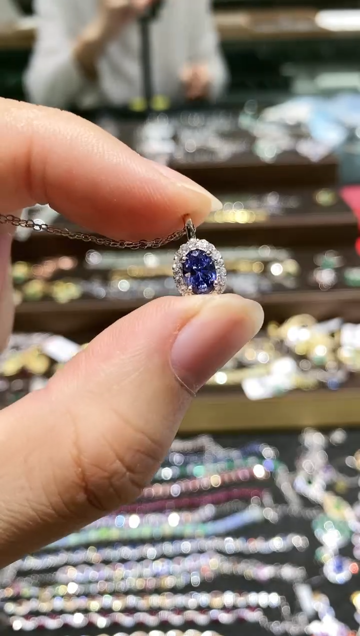 【闪购商品】坦桑石颈饰银S925镶嵌吊坠