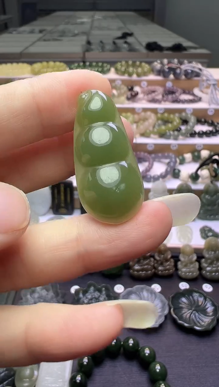 颈饰未镶嵌和田玉98号链接