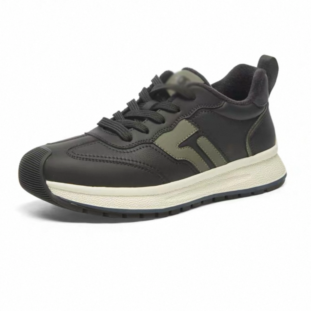 冬季男士皮面防滑耐磨底加绒休闲德训鞋（21001）