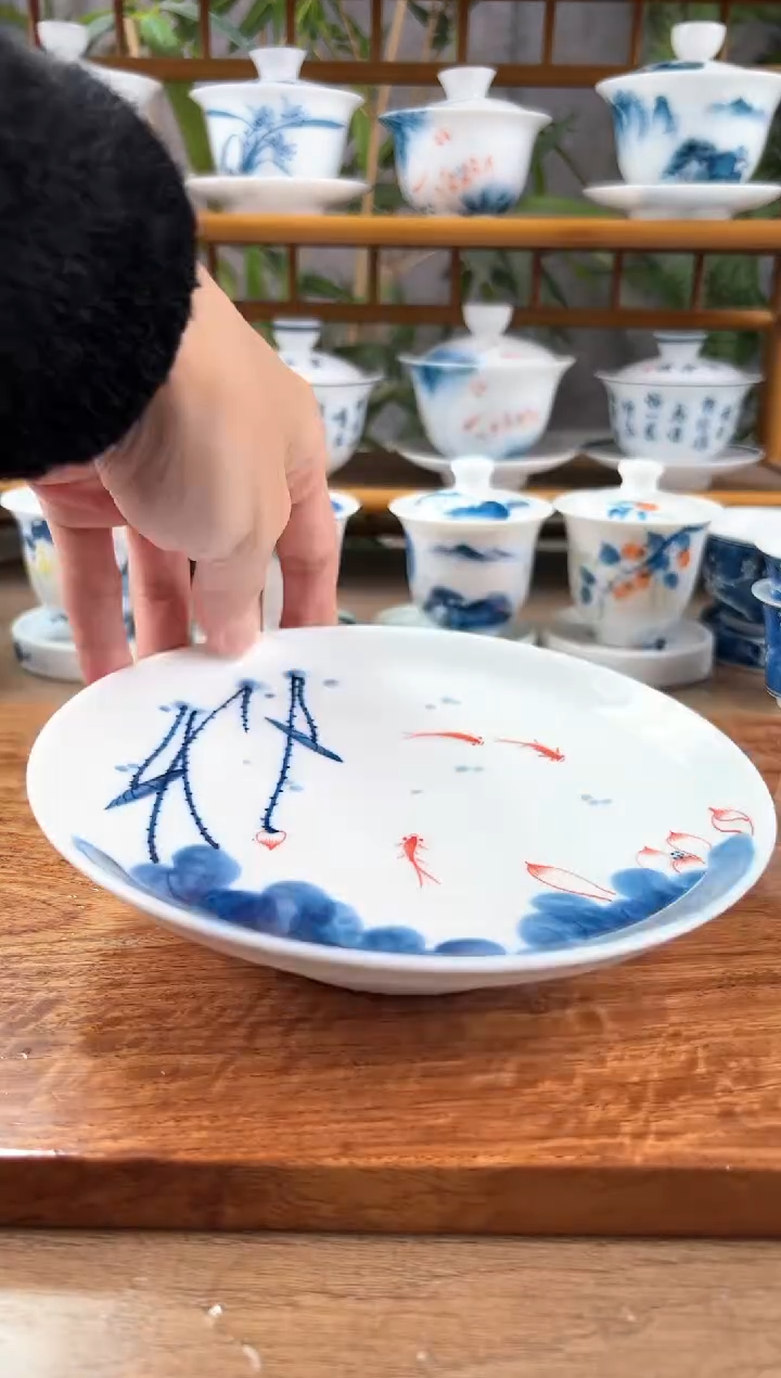 【闪购商品】微瑕手绘线条莲壶承