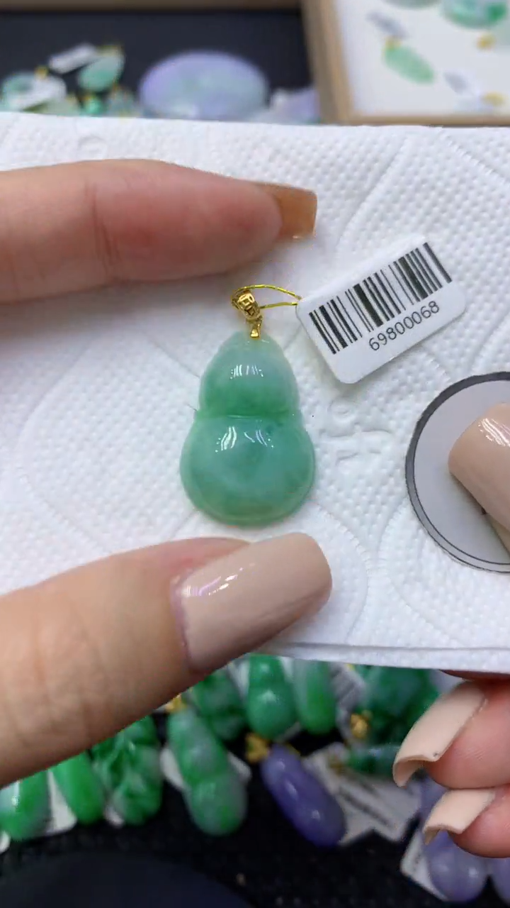 颈饰未镶嵌翡翠天然缅甸翡翠A货