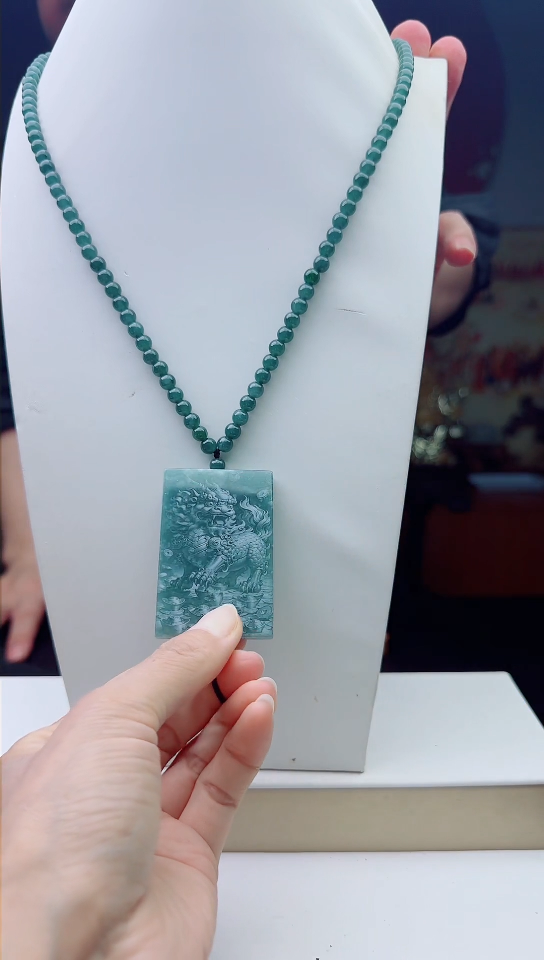 颈饰未镶嵌翡翠多样性发其一