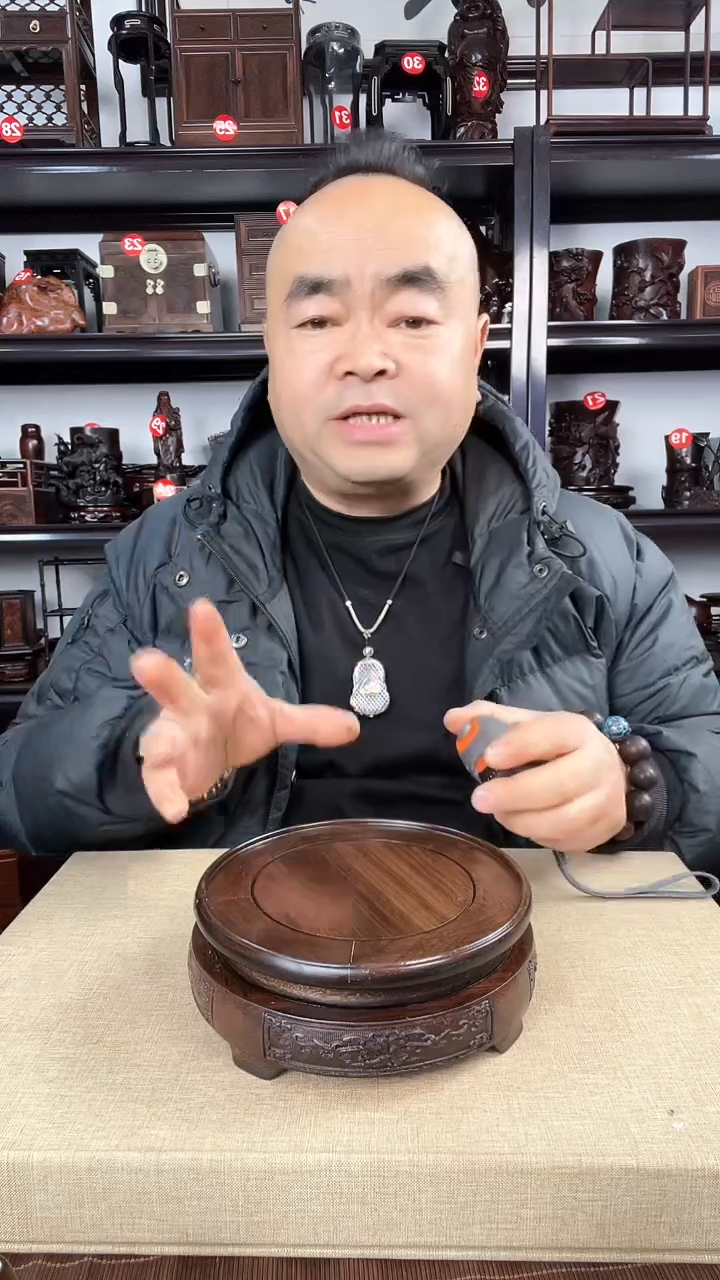 【闪购商品】木343老李红木工艺品