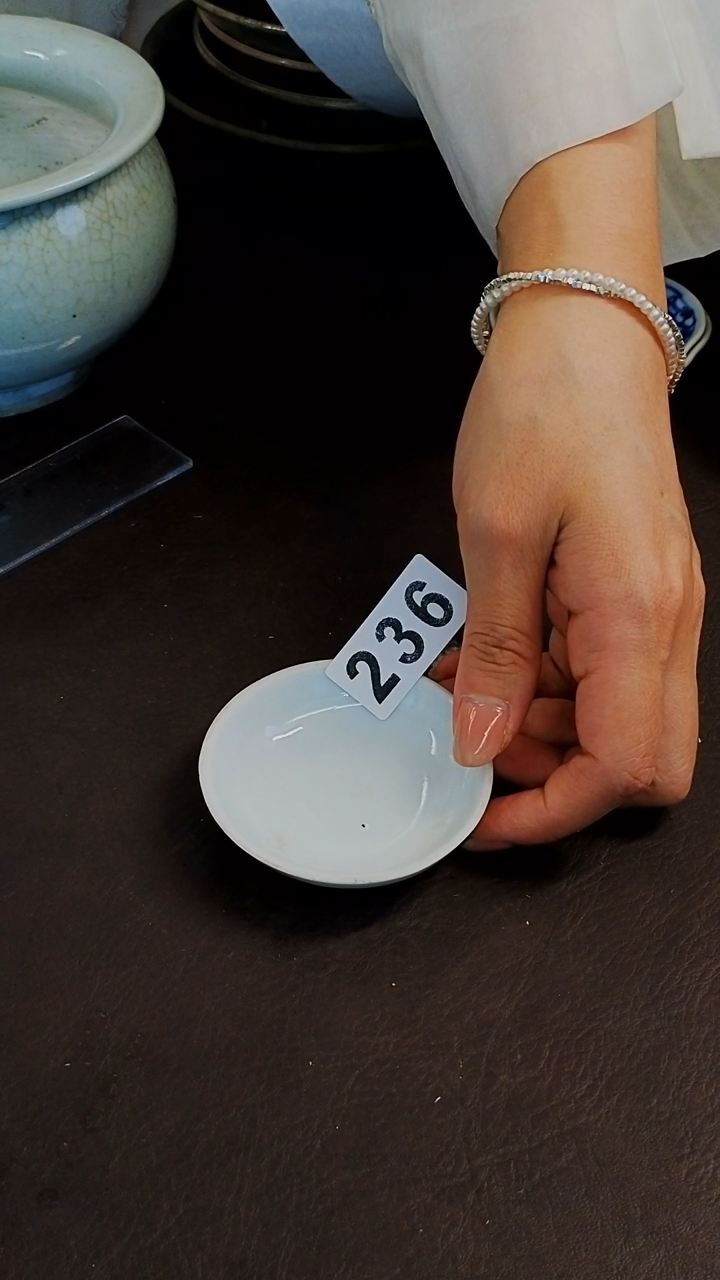 大**声漂漂亮亮的瓷器编号236