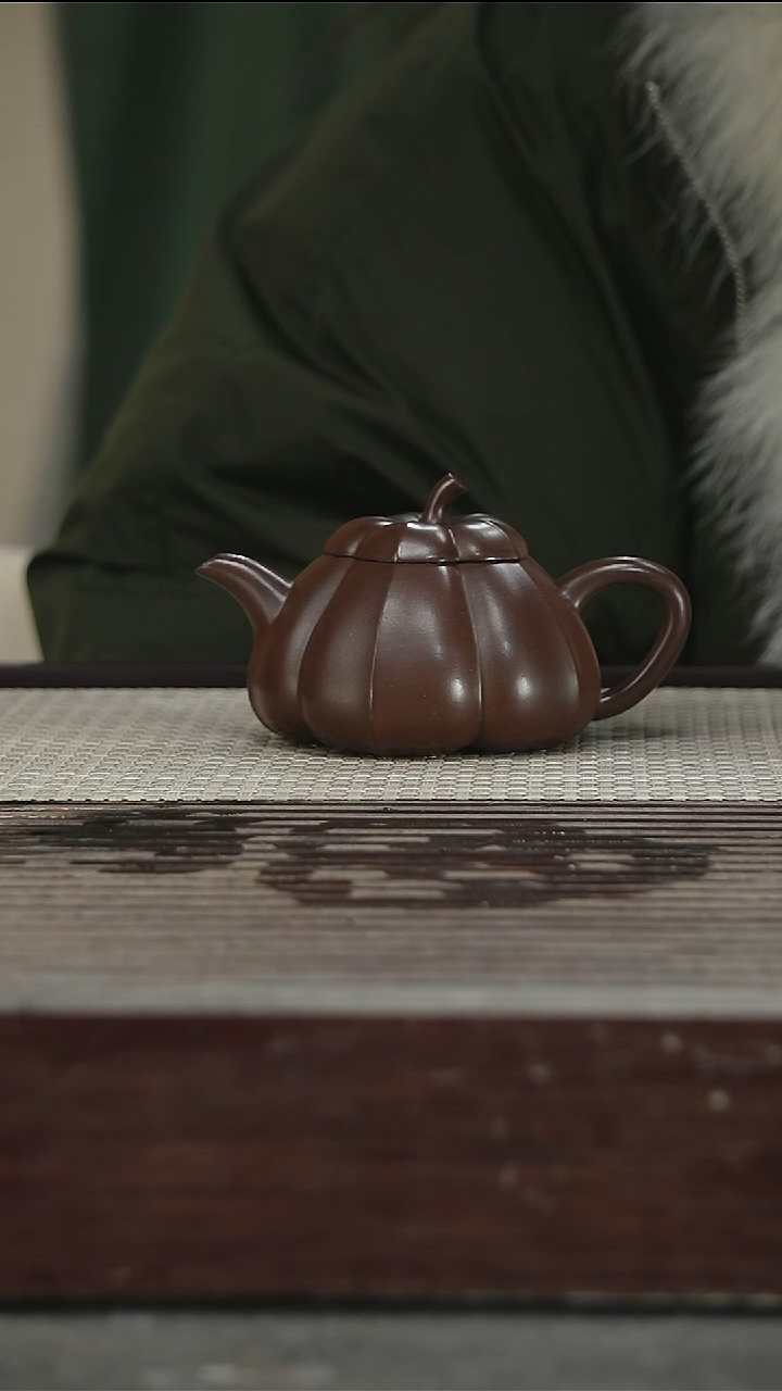茶壶紫砂25号200CC