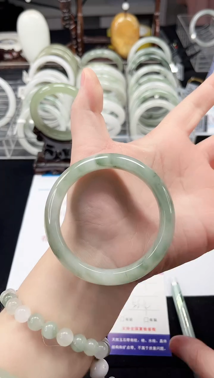 未镶嵌手镯石英质玉151-55/56