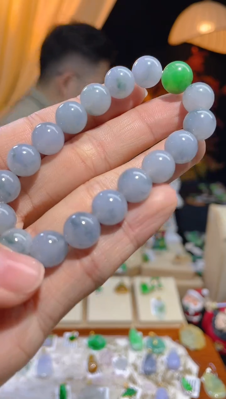 【闪购商品】翡翠颈饰未镶嵌假一赔三