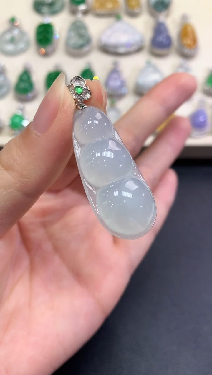 【闪购商品】翡翠颈饰18K金镶嵌B8    