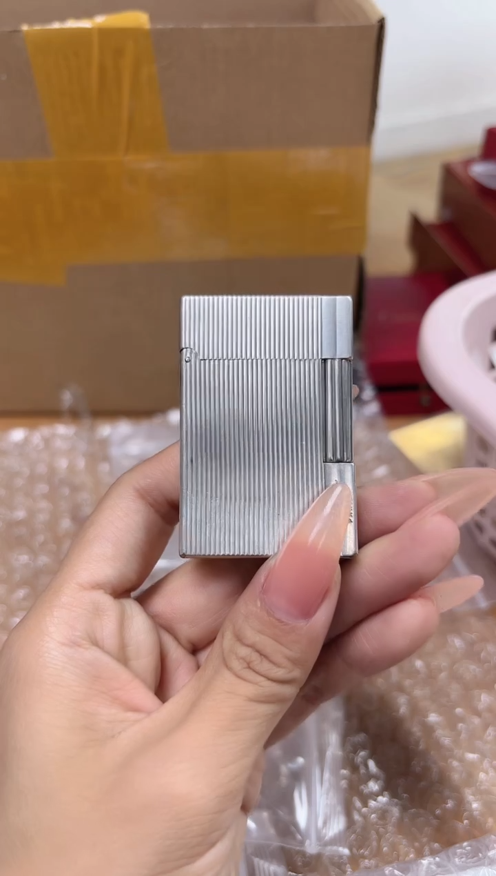 纯铜都家银色竖条盖茨比