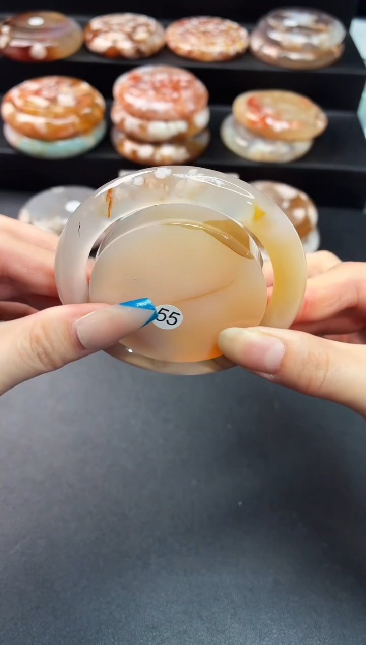 手镯玛瑙/玉髓未镶嵌石英质玉57圈56/57带(赠送镯心)