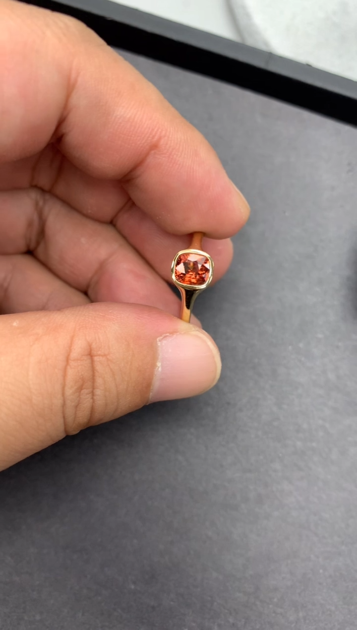 【闪购商品】尖晶石戒指18K金镶嵌89分